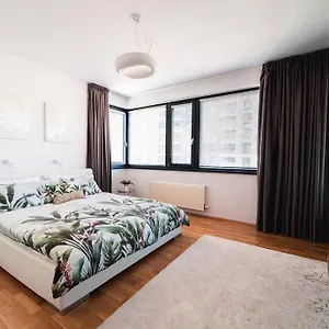  Apartament Marina River View Close To Centre Free Parking